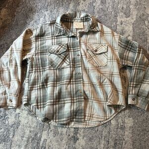 Supper cute, oversized flannel